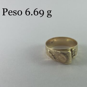 Anillo con diseño