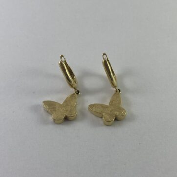 Aretes con diseño de mariposa