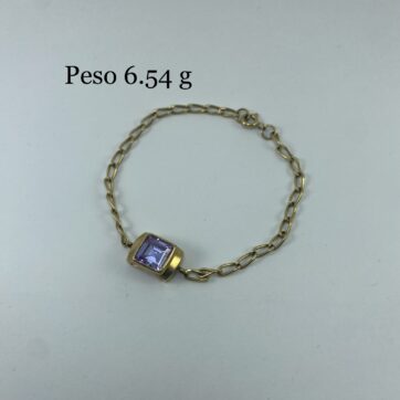 Pulsera con dije de piedra morada
