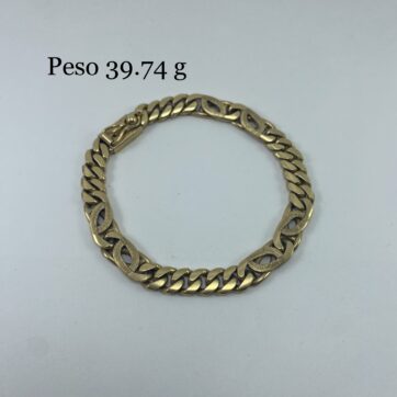 Pulsera con trenzado grueso