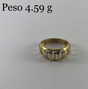 Anillo con diseño de 2 oros